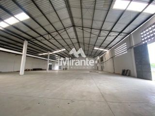 Galpão / Depósito / Armazém Para Alugar no bairro Aviário em Feira De Santana