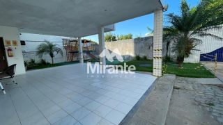 Apartamento Para Vender com 4 quartos no bairro Ponto Central em Feira De Santana