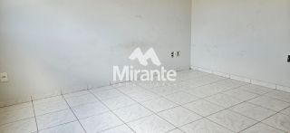 Casa Para Vender com 2 quartos sendo 1 suítes no bairro Conceição em Feira De Santana