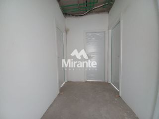Apartamento Para Vender com 3 quartos sendo 3 suítes no bairro Santa Mônica em Feira De Santana