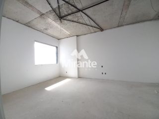Apartamento Para Vender com 3 quartos sendo 3 suítes no bairro Santa Mônica em Feira De Santana