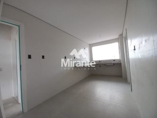 Apartamento Para Vender com 3 quartos sendo 3 suítes no bairro Santa Mônica em Feira De Santana