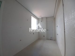 Apartamento Para Vender com 3 quartos sendo 3 suítes no bairro Santa Mônica em Feira De Santana