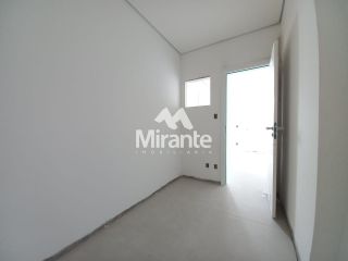 Apartamento Para Vender com 3 quartos sendo 3 suítes no bairro Santa Mônica em Feira De Santana