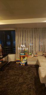 Apartamento Mobiliado Para Vender com 3 quartos sendo 3 suítes no bairro Santa Mônica em Feira De Santana