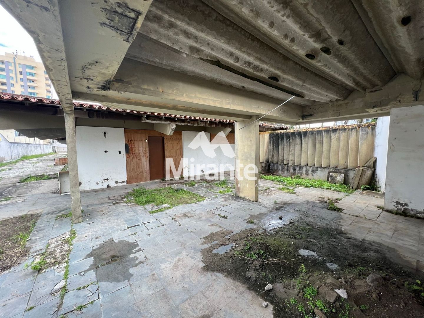 Casa Para Vender no bairro Santa Mônica em Feira De Santana