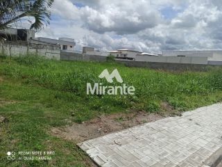 Lote / Terreno de Bairro Para Vender no bairro Papagaio em Feira De Santana