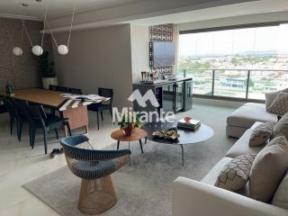 Apartamento Mobiliado Para Vender com 3 quartos sendo 3 suítes no bairro Santa Mônica em Feira De Santana