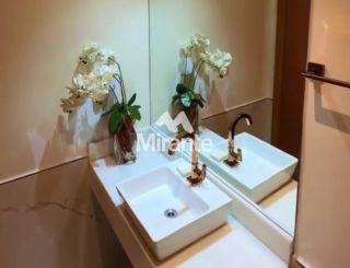 Apartamento Mobiliado Para Vender com 3 quartos sendo 3 suítes no bairro Santa Mônica em Feira De Santana