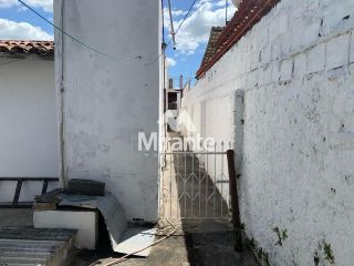 Casa Para Vender com 3 quartos no bairro Jardim Cruzeiro em Feira De Santana