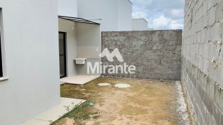 Casa de Condomínio Para Vender com 2 quartos sendo 1 suítes no bairro Chaparral em Feira De Santana