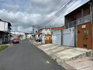 Casa Para Vender com 3 quartos sendo 1 suítes no bairro Tomba em Feira De Santana