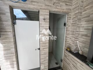 Casa Para Vender com 3 quartos sendo 1 suítes no bairro Tomba em Feira De Santana