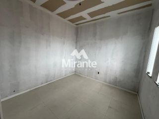 Casa Para Vender com 3 quartos sendo 1 suítes no bairro Tomba em Feira De Santana