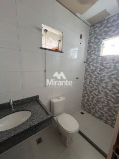 Casa Para Vender com 3 quartos sendo 1 suítes no bairro Tomba em Feira De Santana