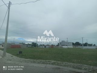 Lote / Terreno de Condomínio Para Vender no bairro Sim em Feira De Santana