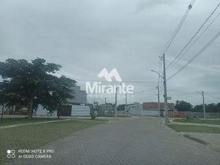 Lote / Terreno de Condomínio Para Vender no bairro Sim em Feira De Santana
