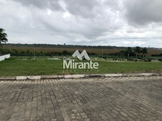 Lote / Terreno de Condomínio Para Vender no bairro Sim em Feira De Santana