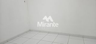 Casa Comercial Para Alugar no bairro Santa Mônica em Feira De Santana