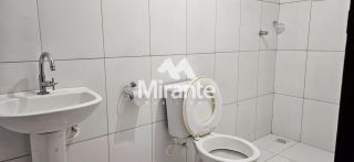 Casa Comercial Para Alugar no bairro Santa Mônica em Feira De Santana