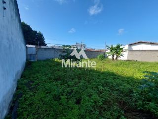 Lote / Terreno de Bairro Para Vender no bairro Conceição em Feira De Santana