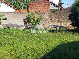 Lote / Terreno de Bairro Para Vender no bairro Conceição em Feira De Santana