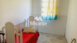 Casa Para Vender com 3 quartos sendo 1 suítes no bairro Santa Mônica em Feira De Santana