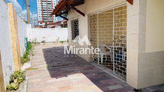 Casa Para Vender com 3 quartos sendo 1 suítes no bairro Santa Mônica em Feira De Santana
