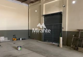 Galpão / Depósito / Armazém Para Alugar no bairro Baraúna em Feira De Santana