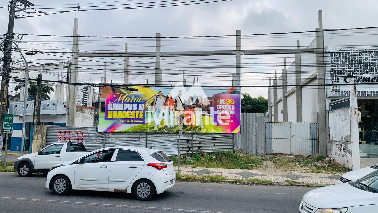 Loja Para Alugar no bairro Ponto Central em Feira De Santana