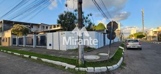 Casa Para Vender no bairro Santa Mônica em Feira De Santana