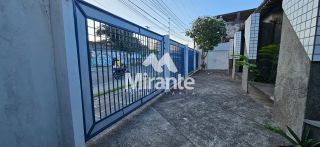 Casa Para Vender no bairro Santa Mônica em Feira De Santana