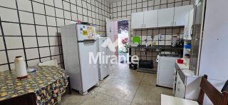 Casa Para Vender no bairro Santa Mônica em Feira De Santana