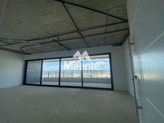 Apartamento Para Vender com 3 quartos sendo 3 suítes no bairro Santa Mônica em Feira De Santana