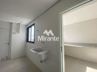 Apartamento Para Vender com 3 quartos sendo 3 suítes no bairro Santa Mônica em Feira De Santana