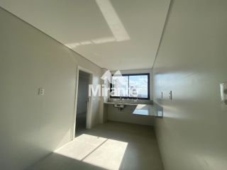 Apartamento Para Vender com 3 quartos sendo 3 suítes no bairro Santa Mônica em Feira De Santana