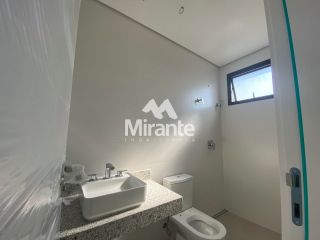 Apartamento Para Vender com 3 quartos sendo 3 suítes no bairro Santa Mônica em Feira De Santana