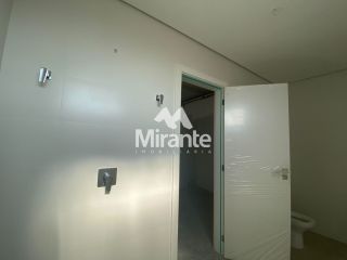 Apartamento Para Vender com 3 quartos sendo 3 suítes no bairro Santa Mônica em Feira De Santana
