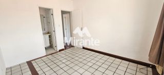 Apartamento Para Vender com 2 quartos sendo 1 suítes no bairro Centro em Feira De Santana