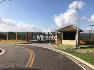 Lote / Terreno de Condomínio Para Vender no bairro Km 430 em Feira De Santana