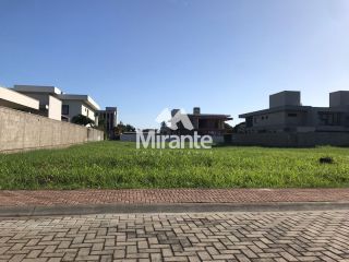 Lote / Terreno de Condomínio Para Vender no bairro Km 12 em Feira De Santana