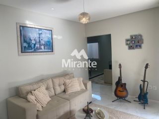 Casa Para Vender com 3 quartos sendo 2 suítes no bairro Centro em Conceição Do Jacuípe