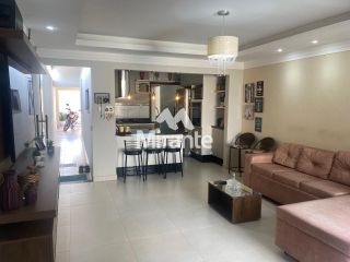 Casa Para Vender com 3 quartos sendo 2 suítes no bairro Centro em Conceição Do Jacuípe