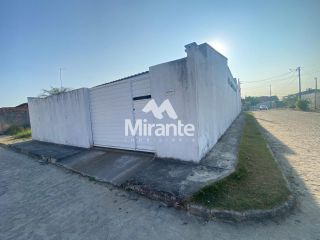 Casa Para Vender com 3 quartos sendo 2 suítes no bairro Centro em Conceição Do Jacuípe