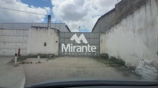 Galpão / Depósito / Armazém Para Alugar no bairro Conceição em Feira De Santana