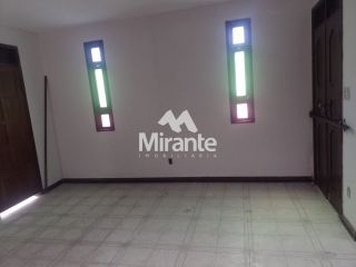 Casa Para Alugar com 2 quartos sendo 1 suítes no bairro Kalilândia em Feira De Santana
