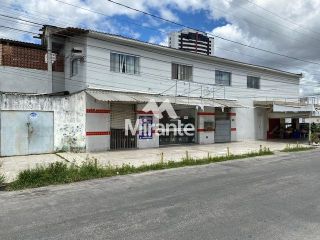 Prédio / Edifício Inteiro Comercial Para Vender no bairro Ponto Central em Feira De Santana