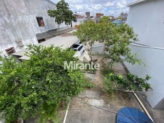 Prédio / Edifício Inteiro Comercial Para Vender no bairro Ponto Central em Feira De Santana