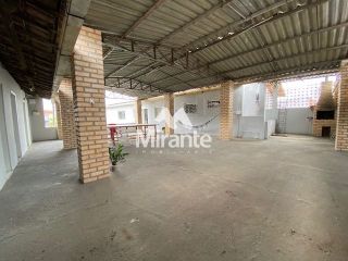 Prédio / Edifício Inteiro Comercial Para Vender no bairro Ponto Central em Feira De Santana
