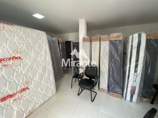 Prédio / Edifício Inteiro Comercial Para Vender no bairro Ponto Central em Feira De Santana